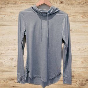 Reebok lightweight hoodie - NWOT - Size M